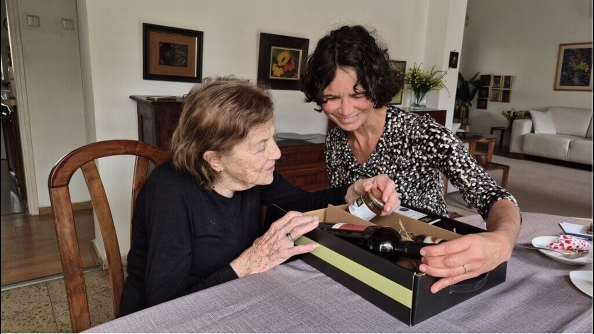 Pessach Pakete für jüdische Familien - trotz des Krieges