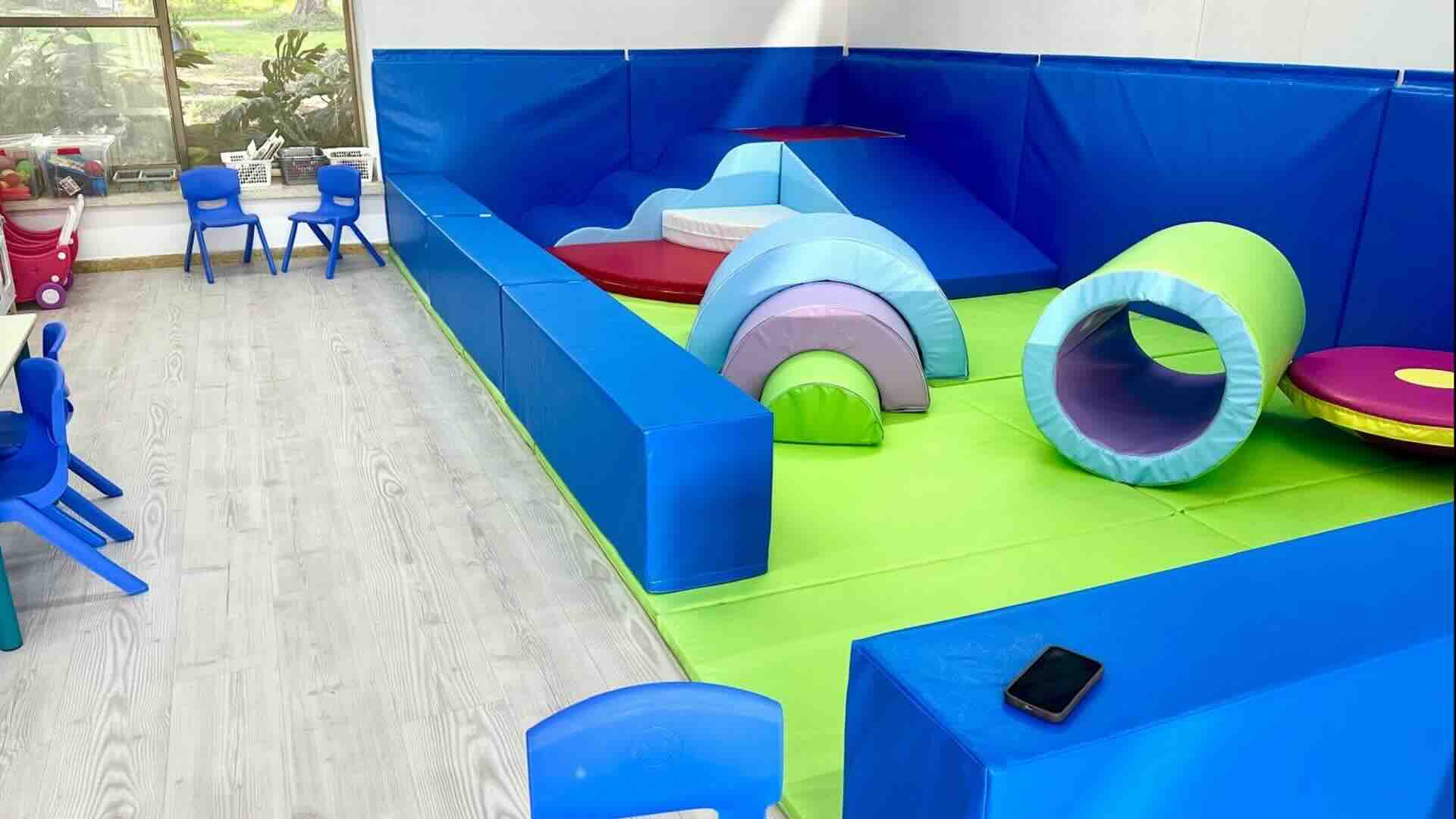 Spielplatz für junge Terroropfer